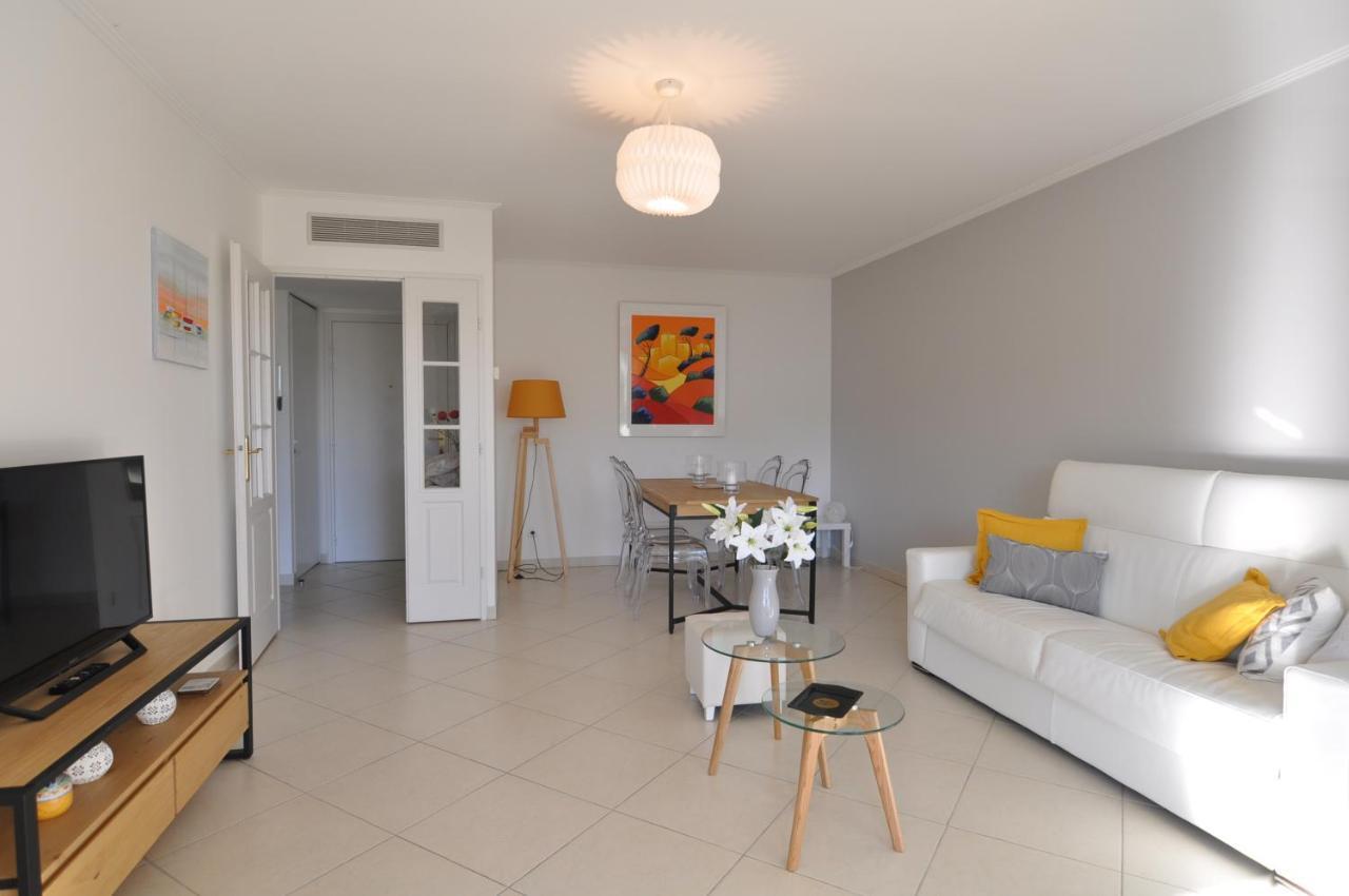 Elegant One-Bedroom Apartment With Swimming Pool - Stayinantibes - Le Vallon المظهر الخارجي الصورة