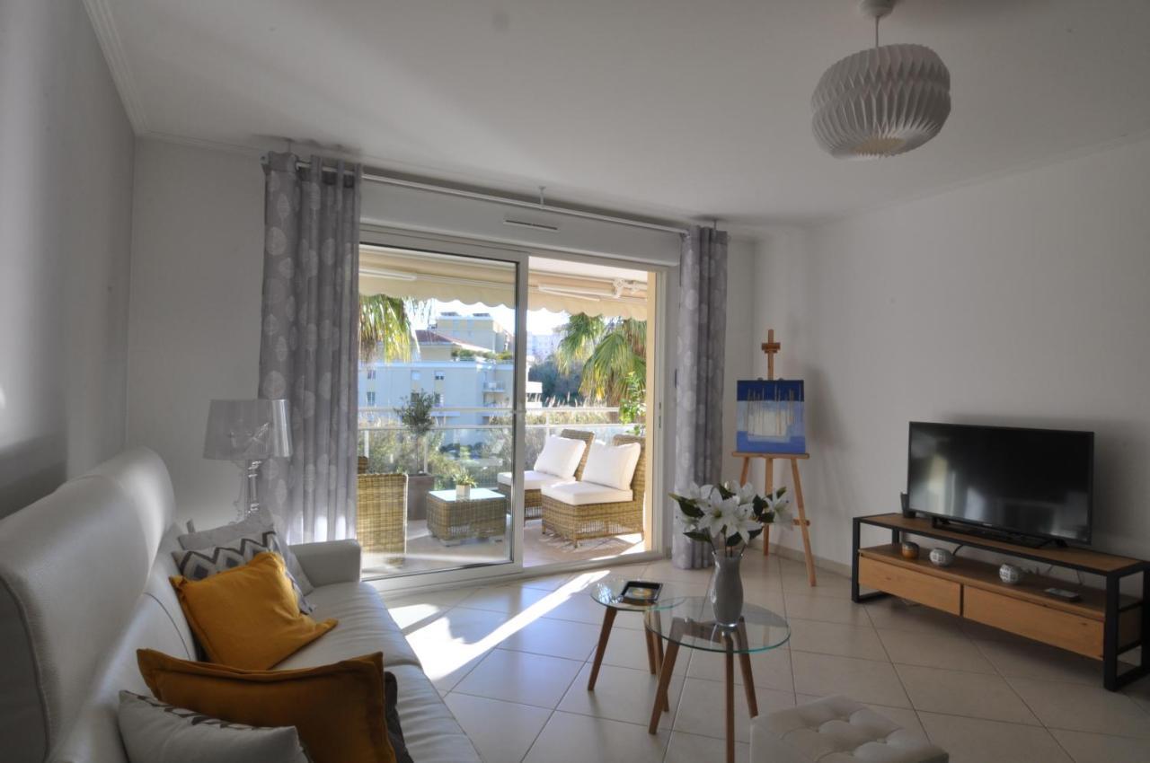 Elegant One-Bedroom Apartment With Swimming Pool - Stayinantibes - Le Vallon المظهر الخارجي الصورة